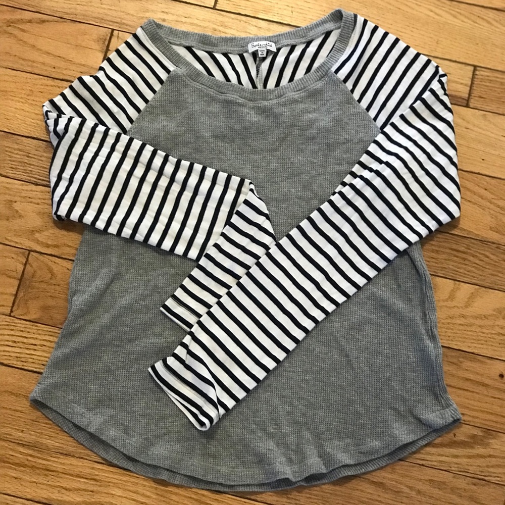 Splendid log sleeve top medium.